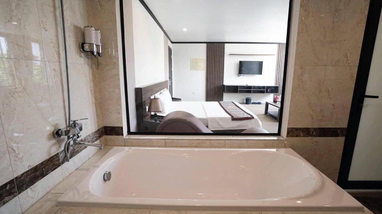Khách Sạn Hoàng Gia II Thai Binh Extérieur photo